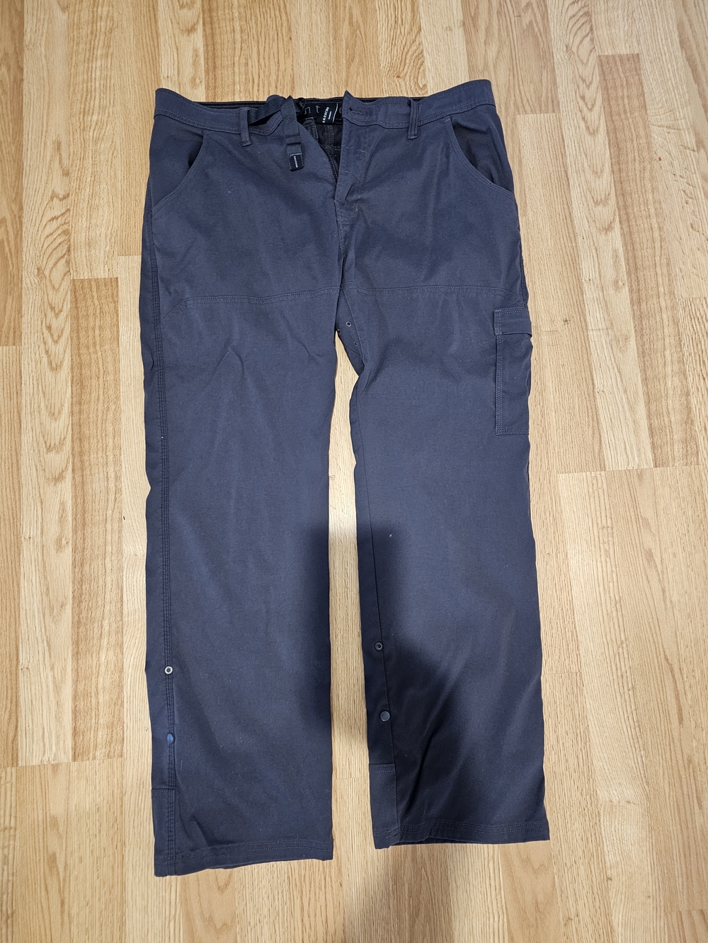 Nice Prana Pants, size 38 with belt (fits 35 to 38 comfortably)